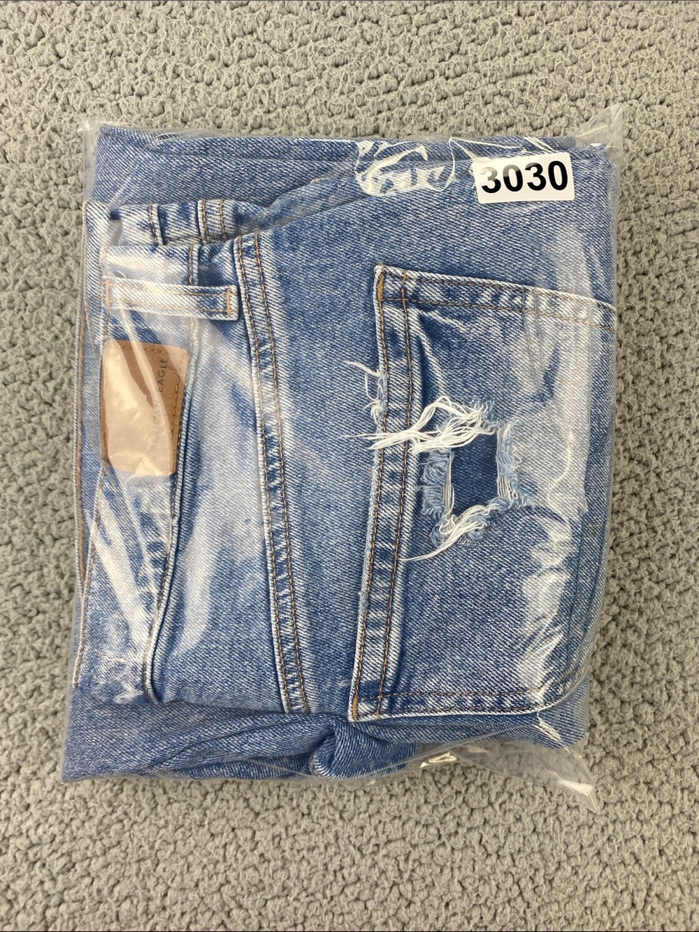 American Eagle Highest Rise Baggy Straight Destroyed Jeans Size: 8 Regular - Picture 16 of 16